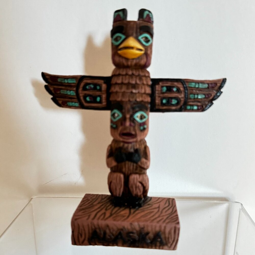 Alaska Totem Pole Resin Sculpture Hand Painted Home Decor Souvenir